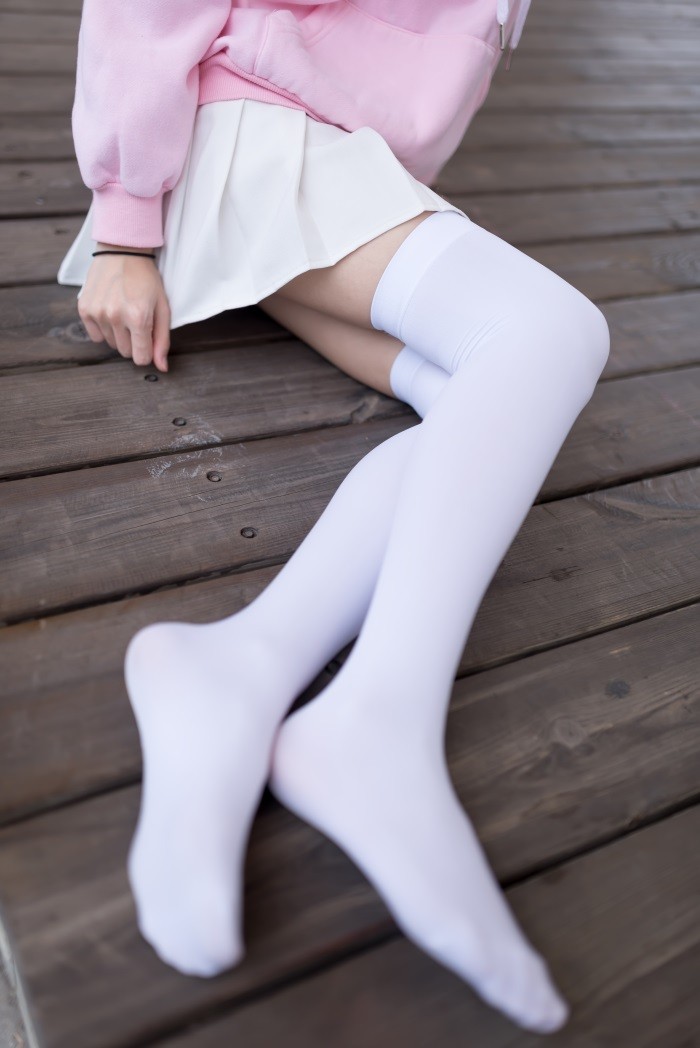 风之领域精品写真@No.001 户外白丝 [49P/327MB]插图