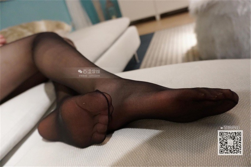 妖精视觉@NO.047 琳琳 实现黑丝梦 [52P/12.8MB]插图2