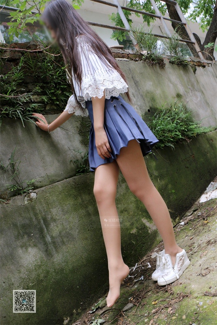 妖精视觉@NO.039 娇娇演绎蓝褶裙气质奶茶肉丝小妹 [67P/36.4MB]插图2