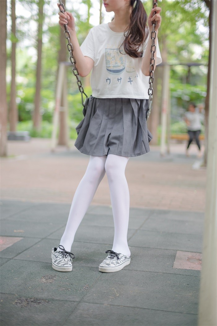 森萝财团精品@R15系列-014 [99P/681MB]插图