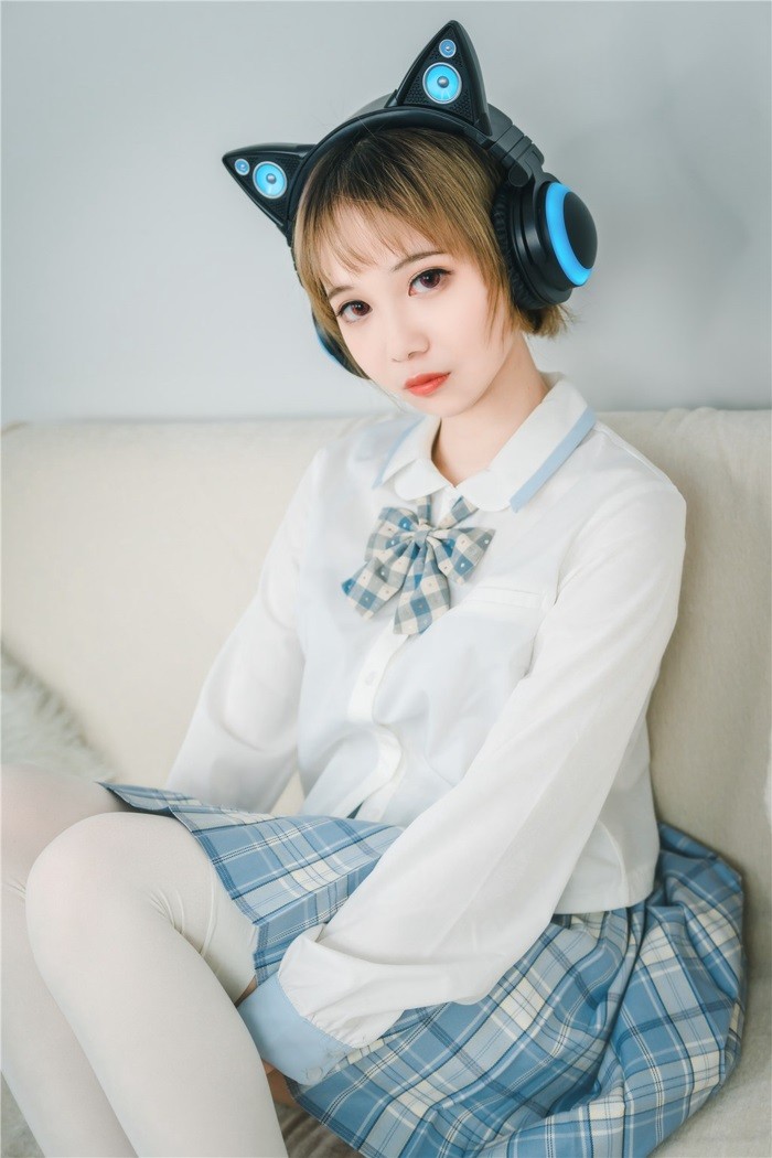 风之领域精品写真@No.202 爱听歌的白丝喵喵酱 [39P/278MB]插图