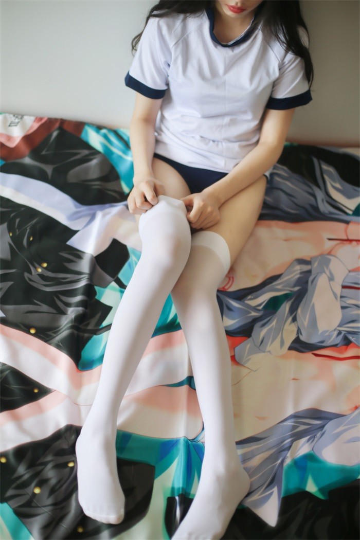 风之领域精品写真@No.174 运动装白丝小解解 [35P/148MB]插图2