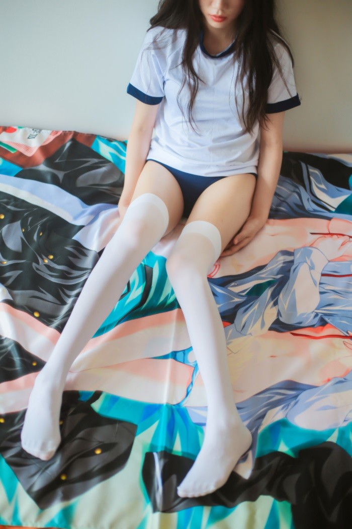 风之领域精品写真@No.174 运动装白丝小解解 [35P/148MB]插图1