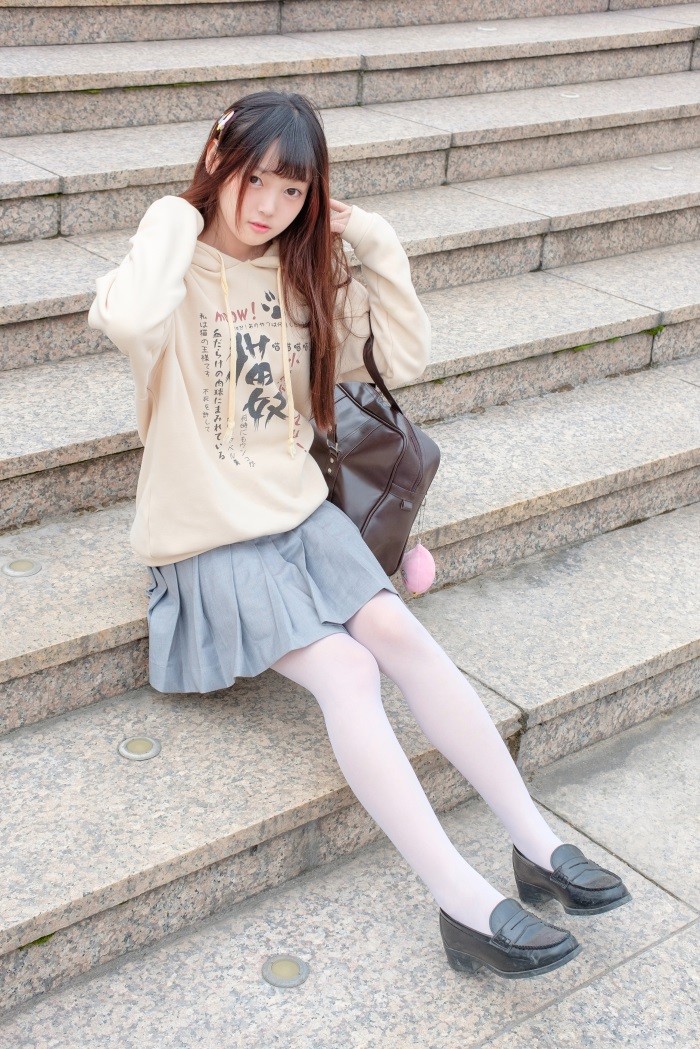 森萝财团精品@R15系列-040 [131P/864MB]插图2