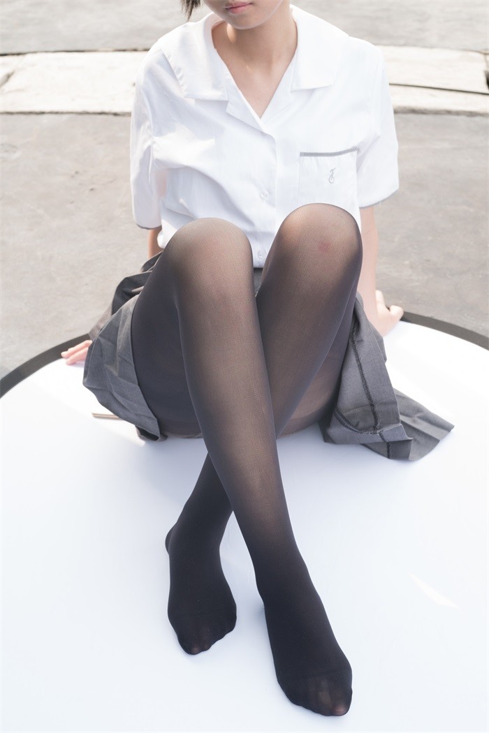 森萝财团精品@R15系列-031 [95P/511MB]插图