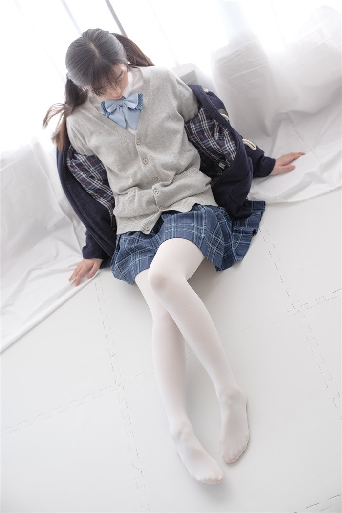 森萝财团精品@R15系列-047 [114P/577MB]插图