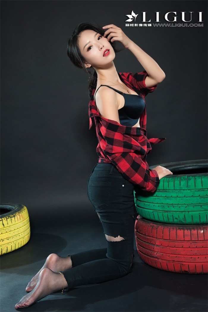 [Ligui丽柜] 2018.11.14 体谅我 Model 赵维拉 [63+1P/26MB]插图1