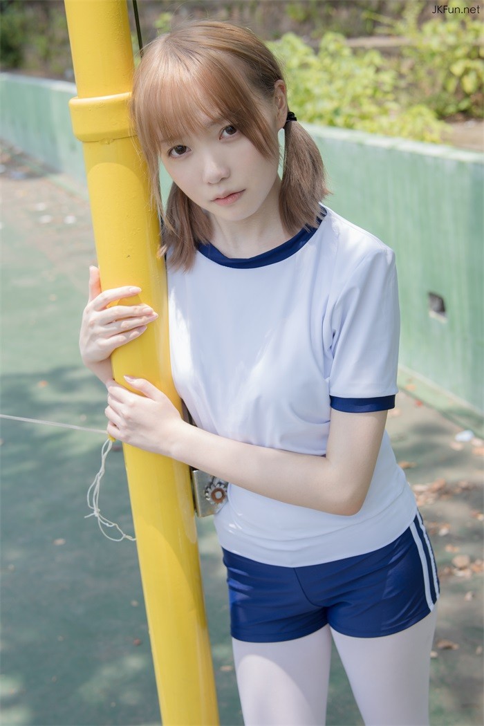 森萝财团精品写真@ JKFUN-019 80D白丝 外景体操服 Aika [107P/1V/2.4G]插图