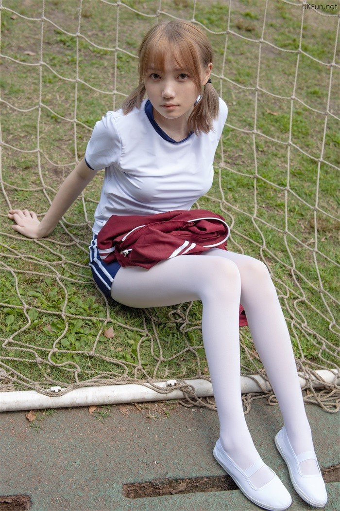 森萝财团精品写真@ JKFUN-019 80D白丝 外景体操服 Aika [107P/1V/2.4G]插图2