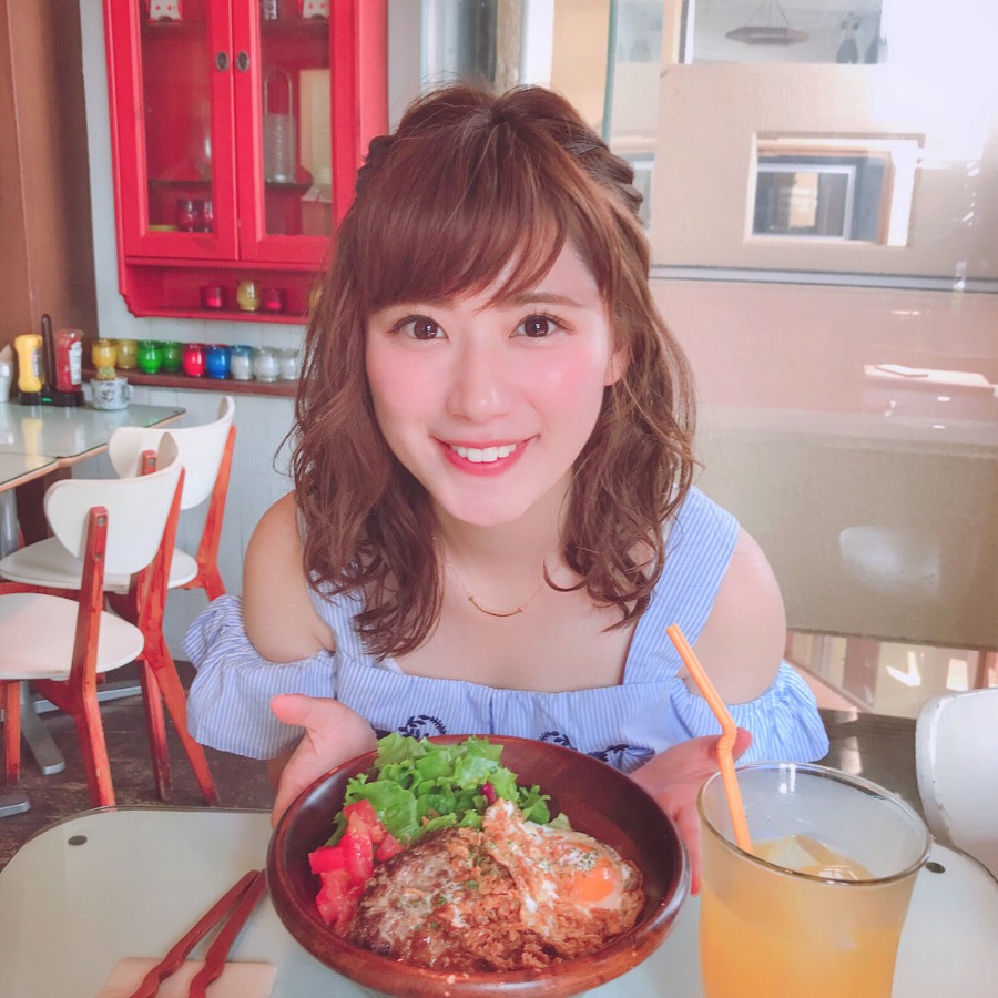 日本武藏大学校花《伊藤奈月》,娇小萌颜搭肉肉欧派超犯规!插图1 日本武藏大学校花《伊藤奈月》,娇小萌颜搭肉肉欧派超犯规!插图1