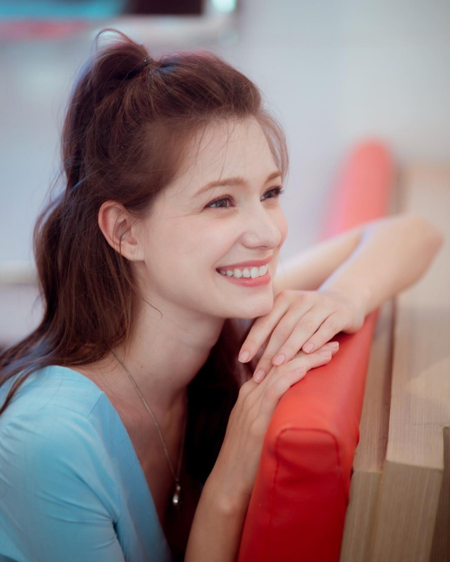 真仙女下凡!四国混血镁钕《Anastasia Cebulska》梦幻颜值惊呆网友!插图4 真仙女下凡!四国混血镁钕《Anastasia Cebulska》梦幻颜值惊呆网友!插图4