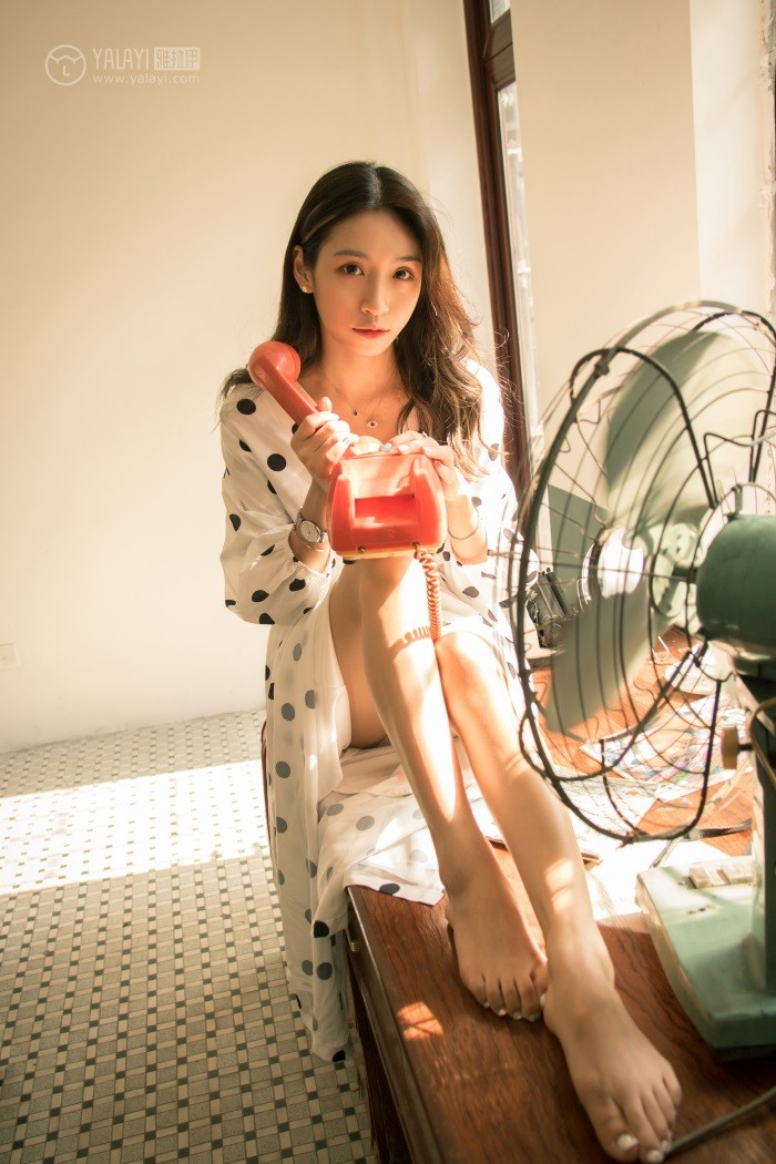 [YALAYI雅拉伊] 2018.11.02 No.114 双面伊人 琳琳琛琛 [41P/451MB]插图1