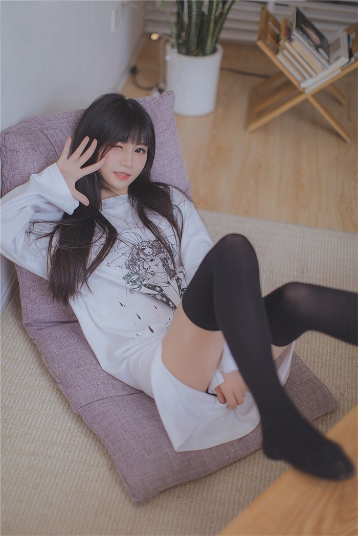 风之领域精品写真@No.081 长发的黑丝俏皮XUE妹 [42P/208MB]插图1