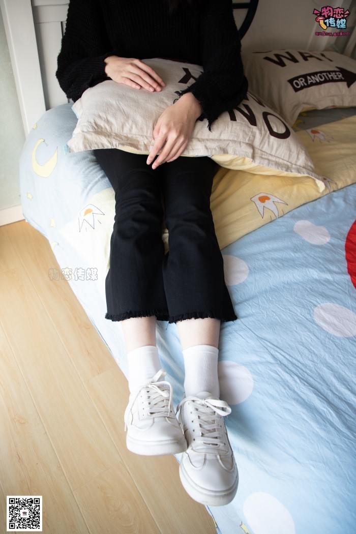 勿恋传媒 No.064 一朵花开的时间，奶牛袜子 [159P/1V/1.08GB]插图1