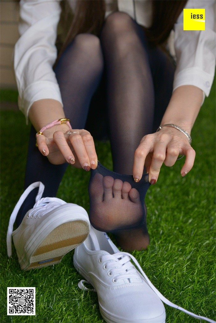 [IESS异思趣向] 2018.02.07《魔鬼周三》特刊05期：佳爷的宝蓝色厚丝 [99P/61.5MB]插图