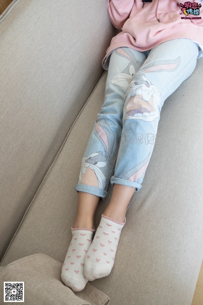 勿恋传媒 No.071 韵味十足的小解解搭配白色nike板鞋 [171P/1V/1.40GB]插图2