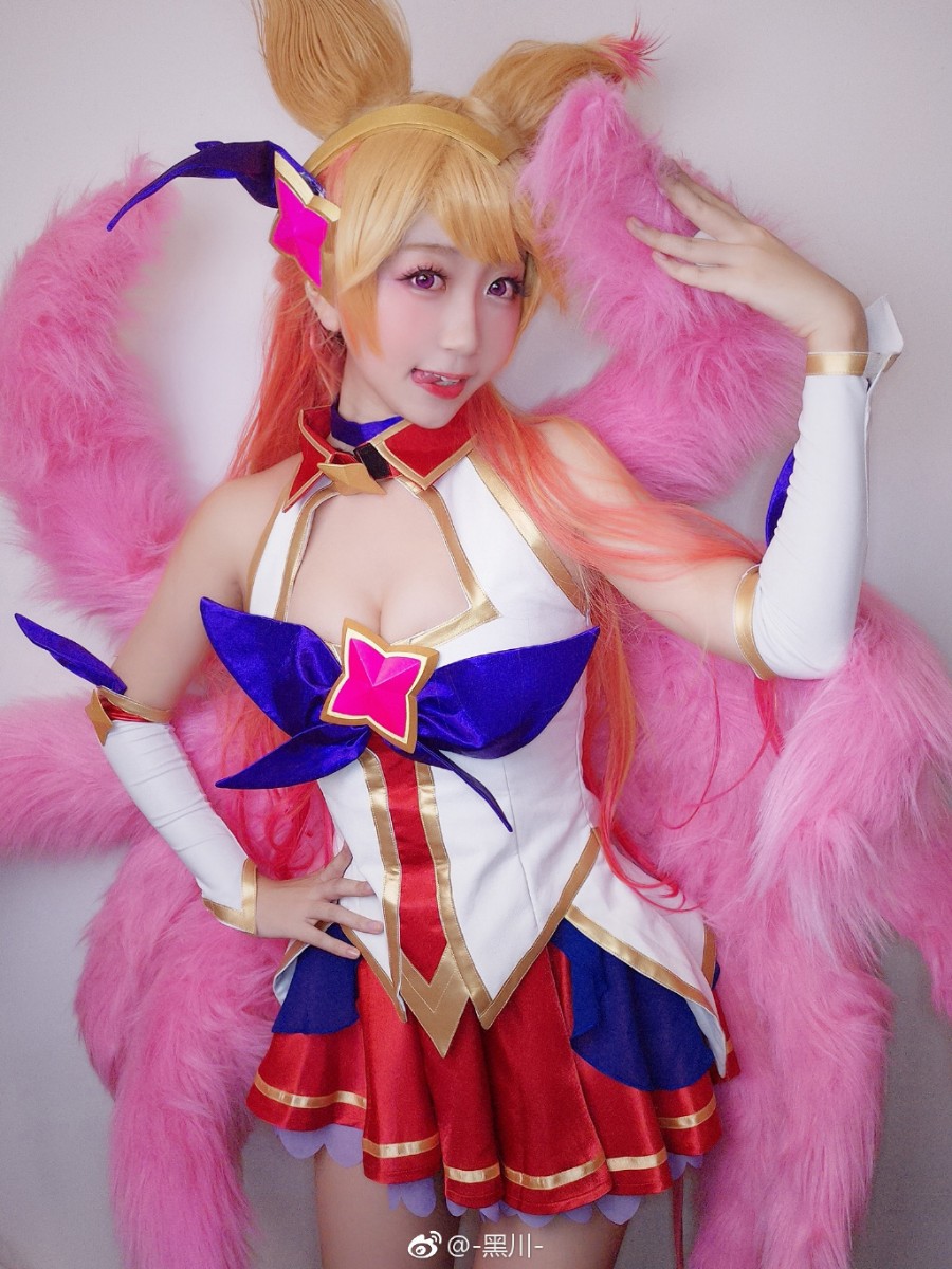 逆天颜值Coser「黑川」呆萌模样让粉丝瞬间恋爱了！插图14