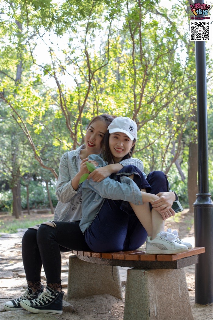 勿恋传媒 No.010 纯纯的林荫闺蜜情，纯纯的鞋子与棉袜 [209P/1.26GB]插图