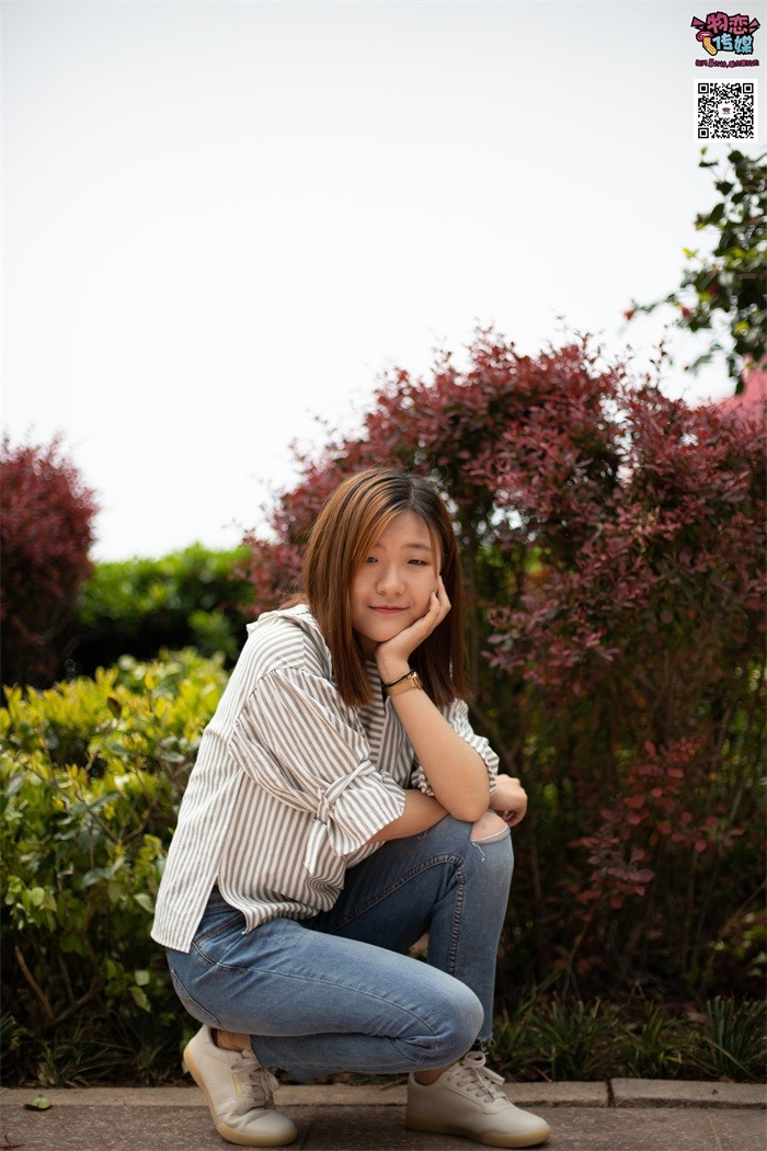 勿恋传媒 No.014 高冷风格的大一小解解哦,公园长椅 [237P/1V/1.41GB]插图1