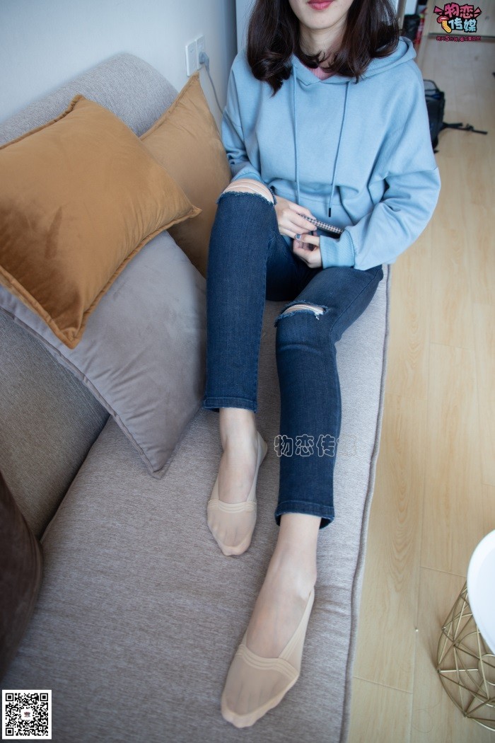 勿恋传媒 No.082 薇安-来自英语专业的另一位学霸解解 [310P/2V/1.86GB]插图2