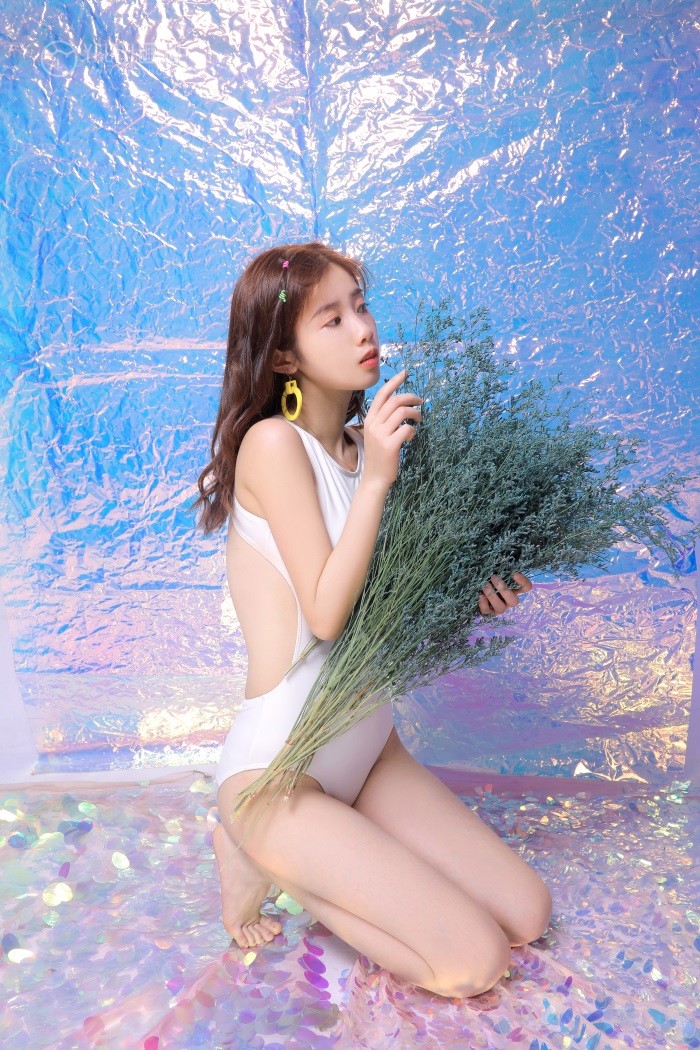 [YALAYI雅拉伊] 2019.06.13 No.307 圈圈《闪亮的小女孩》[42+2P/633MB]插图1