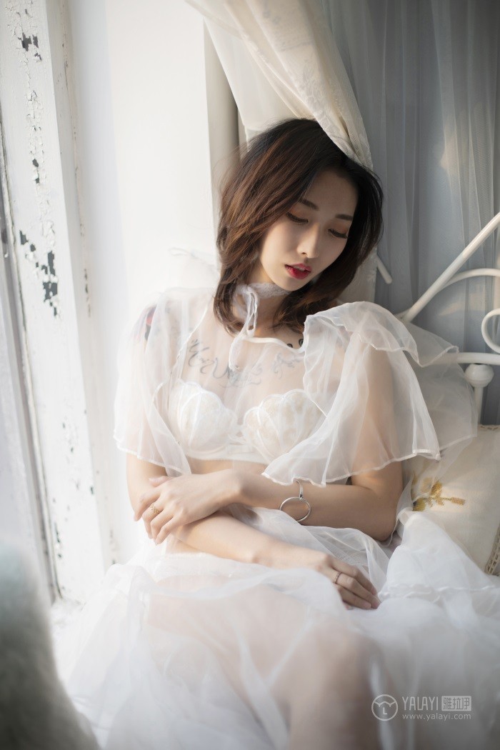 [YALAYI雅拉伊] 2019.02.17 No.188 蕾SI浅笑 佳佳 [46P/382MB]插图1