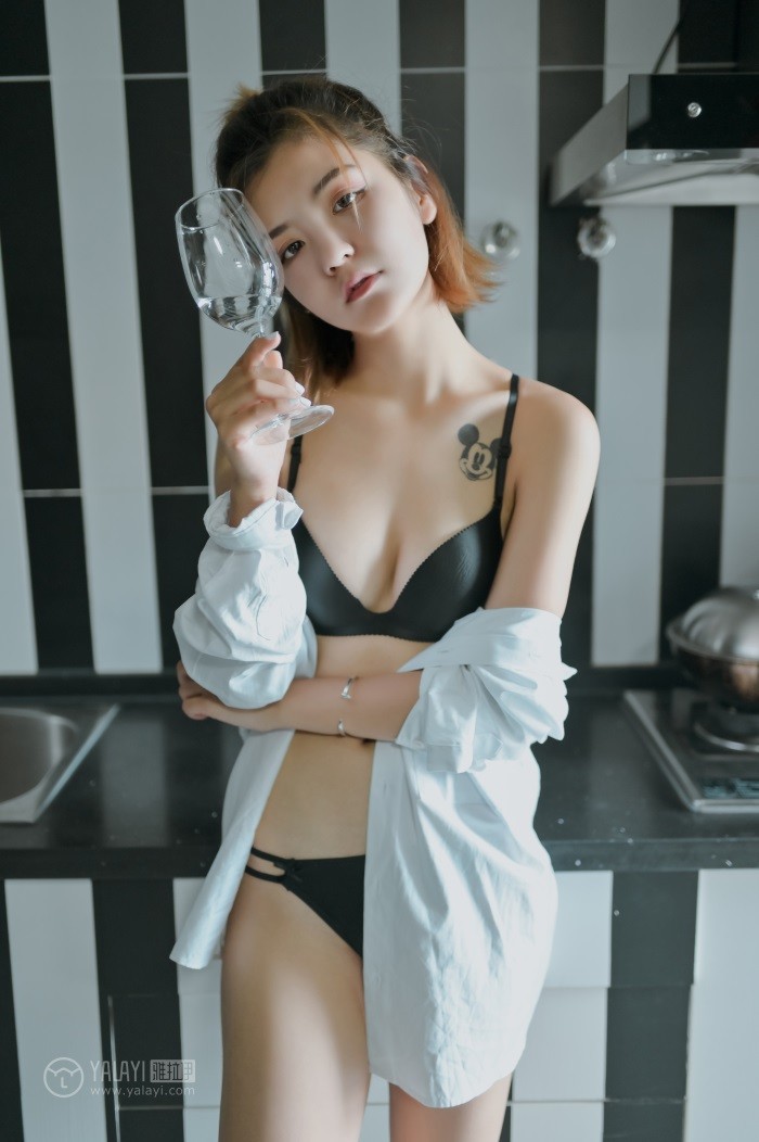 [YALAYI雅拉伊] 2019.07.27 No.351 黑夜女神 mote 米奇 [42P/395MB]插图1