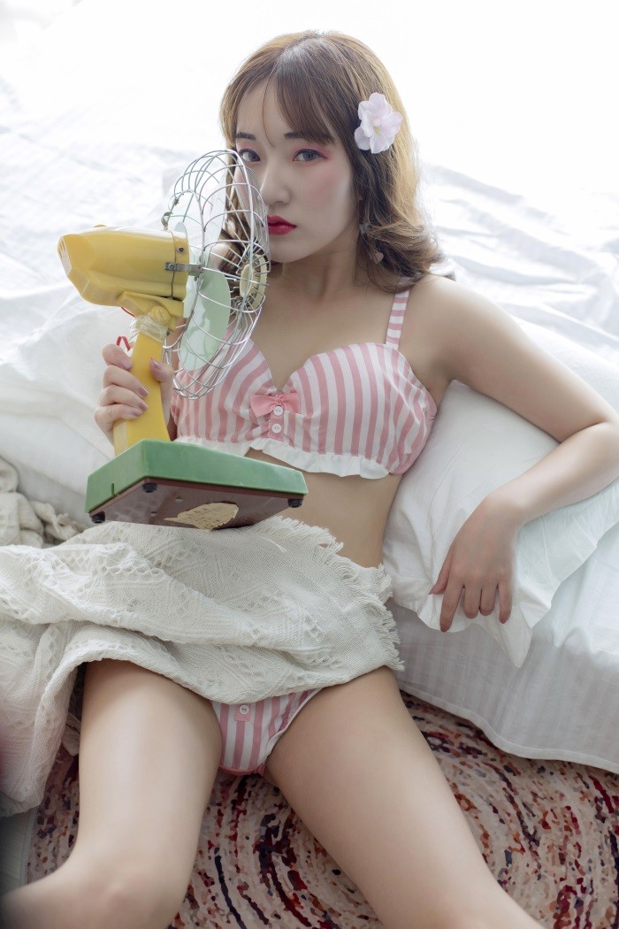 [YALAYI雅拉伊] 2019.05.09 No.273 千娇百媚 顾盼兮 [45P/312MB]插图1