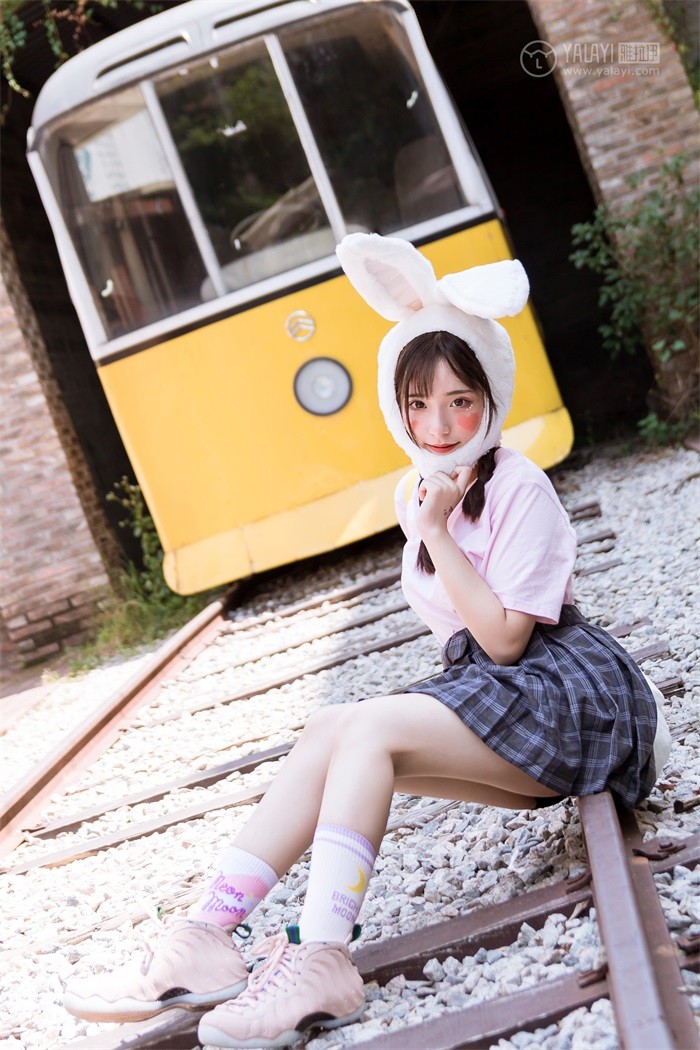 [YALAYI雅拉伊] 2019.04.20 No.251 小兔子乖乖 阿橙 [42P/404MB]插图1