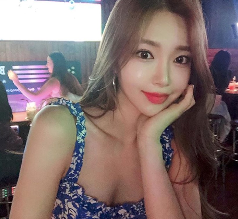 175CM高气质正妹「暗藏超凶身材」,穿彼基尼展现「火辣比例」!插图7 175CM高气质正妹「暗藏超凶身材」,穿彼基尼展现「火辣比例」!插图7