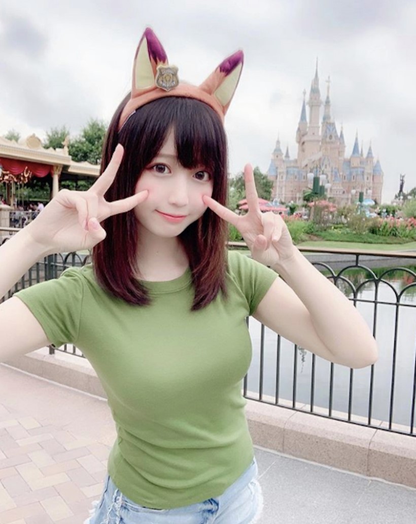 即将破百万关注!童颜美胸妹「Yami」甜度破表乳香四溢 还不快跟上这波~插图5 即将破百万关注!童颜美胸妹「Yami」甜度破表乳香四溢 还不快跟上这波~插图5