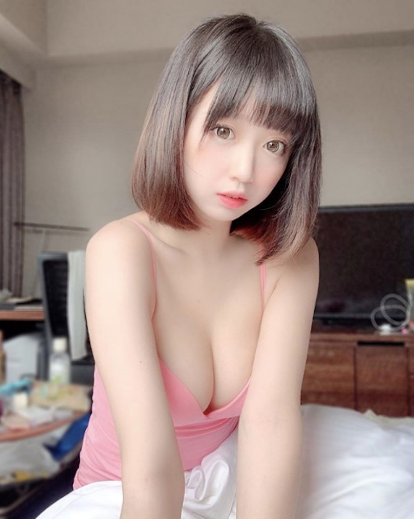 即将破百万关注!童颜美胸妹「Yami」甜度破表乳香四溢 还不快跟上这波~插图14 即将破百万关注!童颜美胸妹「Yami」甜度破表乳香四溢 还不快跟上这波~插图14