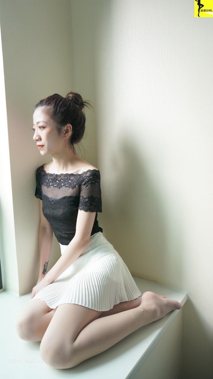 丝慕写真 第024期 模特：真好姐《谁是腿神？》[69P/46.5MB]插图1