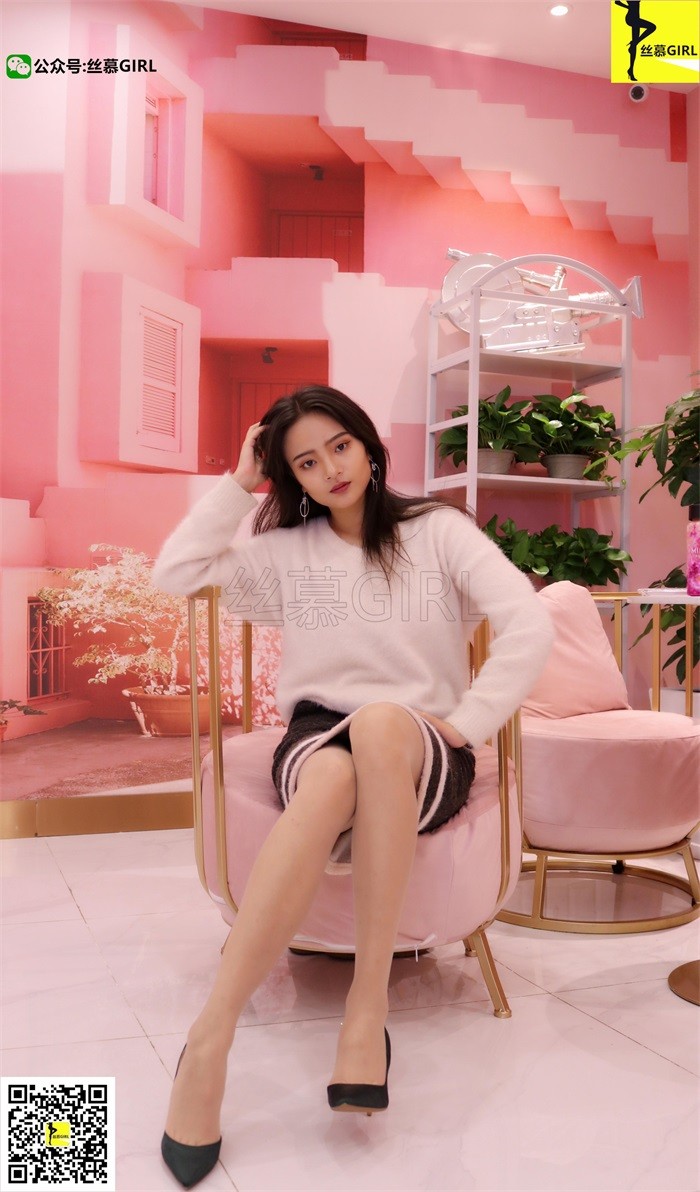 丝慕写真 第017期 模特：Miya《网荭小解解Miya》[61P/73.5MB]插图3