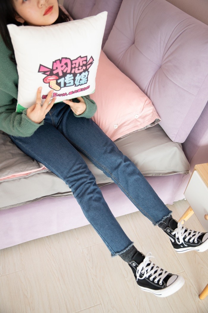 勿恋传媒 No.093 落落-喂，放学以后学校对面奶茶店等你 [180P/1V/2.36GB]插图2