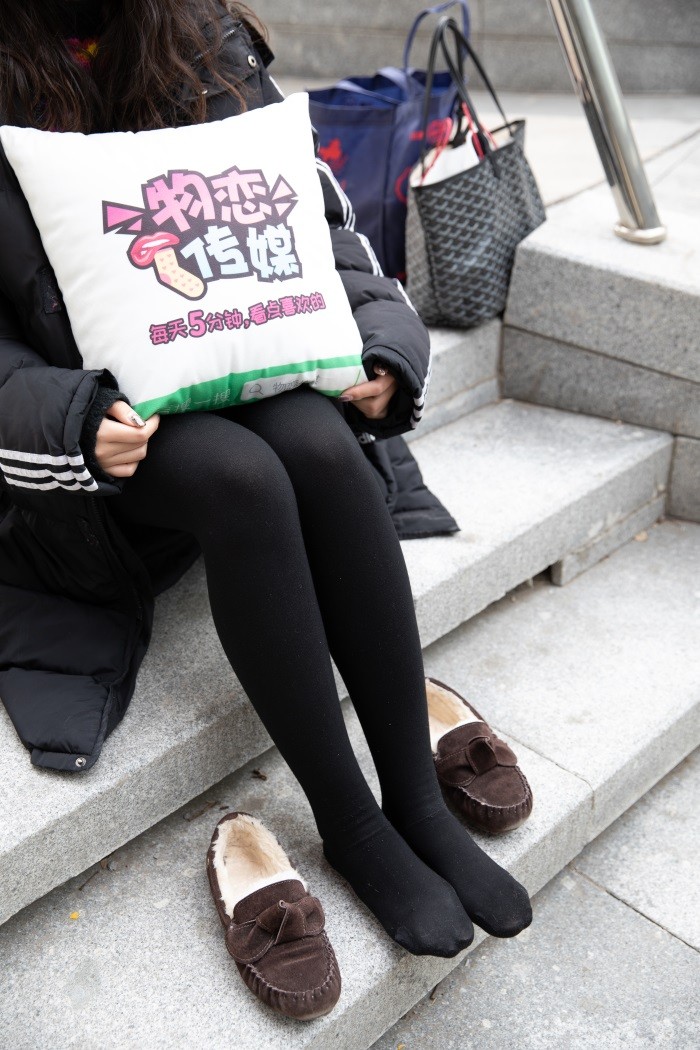 勿恋传媒 No.094 叶然-韩范妹字的ugg [99P/1V/1.07GB]插图