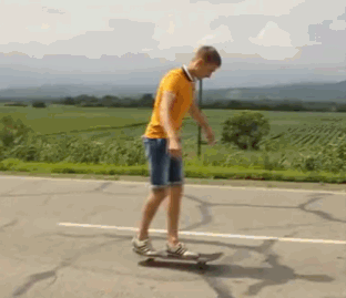 今天带儿子在楼下玩,很多小孩子 儿子忽然挣脱手插图2 今天带儿子在楼下玩,很多小孩子 儿子忽然挣脱手插图2