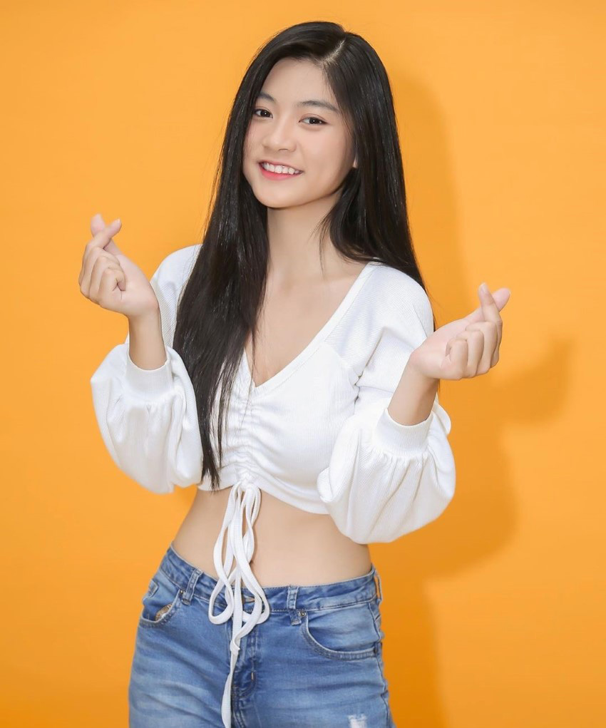 清新脱俗!越南正妹迷人甜笑+水汪大眼 让人想恋爱插图2 清新脱俗!越南正妹迷人甜笑+水汪大眼 让人想恋爱插图2