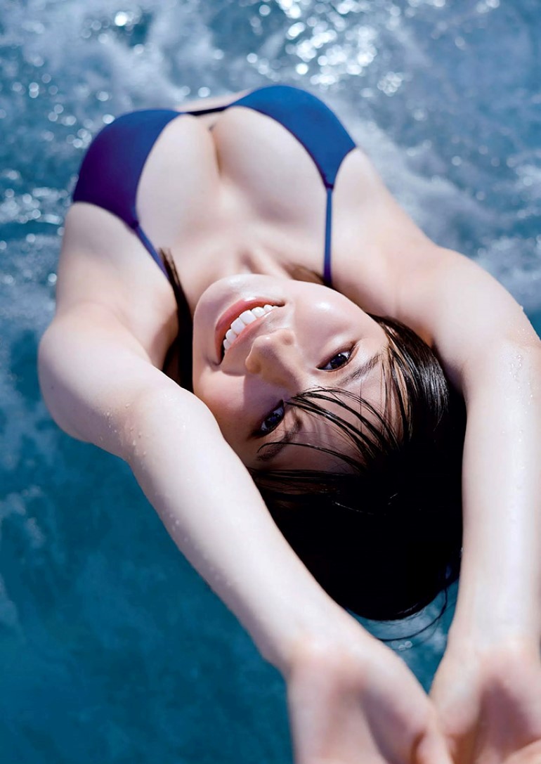 男人的理想型!最佳肉体女神《井口绫子》光一个微笑就让人喜欢上!插图1 男人的理想型!最佳肉体女神《井口绫子》光一个微笑就让人喜欢上!插图1