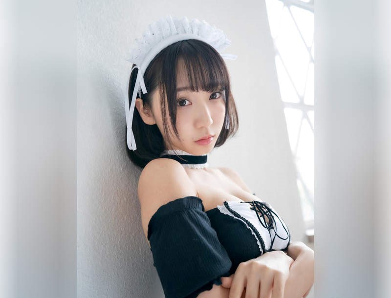 《伊织萌钕仆写真特辑》我可以一整天看着她擦桌子都没有问题插图9 《伊织萌钕仆写真特辑》我可以一整天看着她擦桌子都没有问题插图9