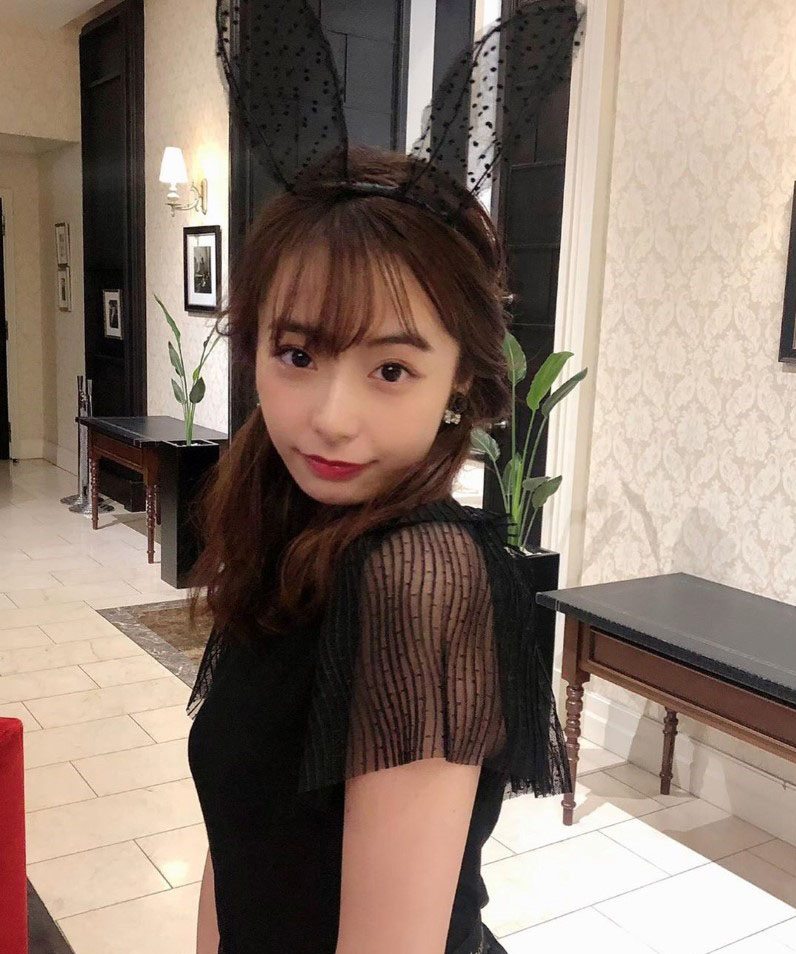 日本话题主播「宇垣美里」神级美腿柏嫩透亮 独特「空灵气场」甜到连空气都是香的插图13 日本话题主播「宇垣美里」神级美腿柏嫩透亮 独特「空灵气场」甜到连空气都是香的插图13