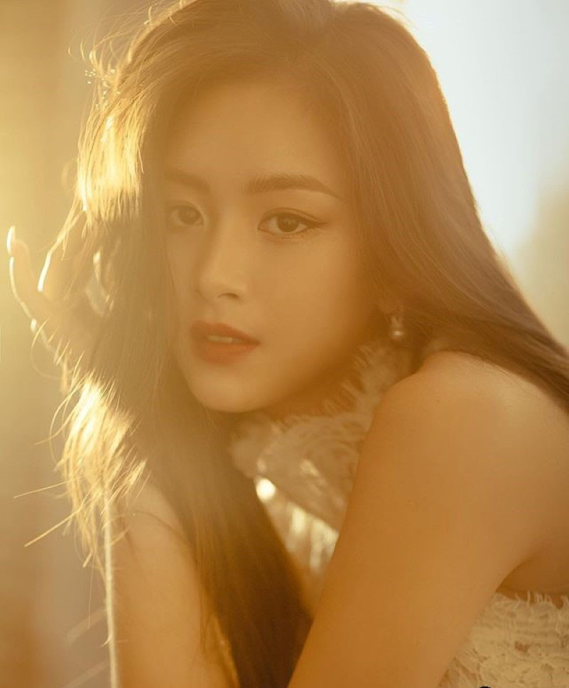 好想认识!越南气质长腿正妹《Sophie》,清新脱俗的模样网友都恋爱了!插图 好想认识!越南气质长腿正妹《Sophie》,清新脱俗的模样网友都恋爱了!插图