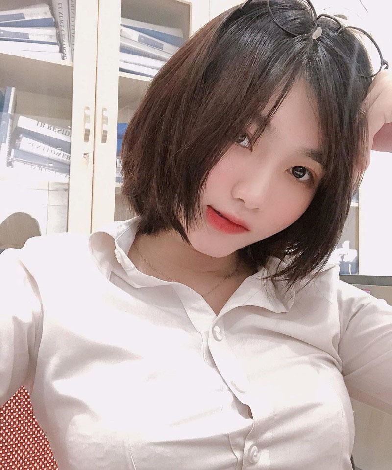 巨乳越南妹「Unteriies」上围超凶 至服包不住钮扣绷开乳型外露插图2 巨乳越南妹「Unteriies」上围超凶 至服包不住钮扣绷开乳型外露插图2