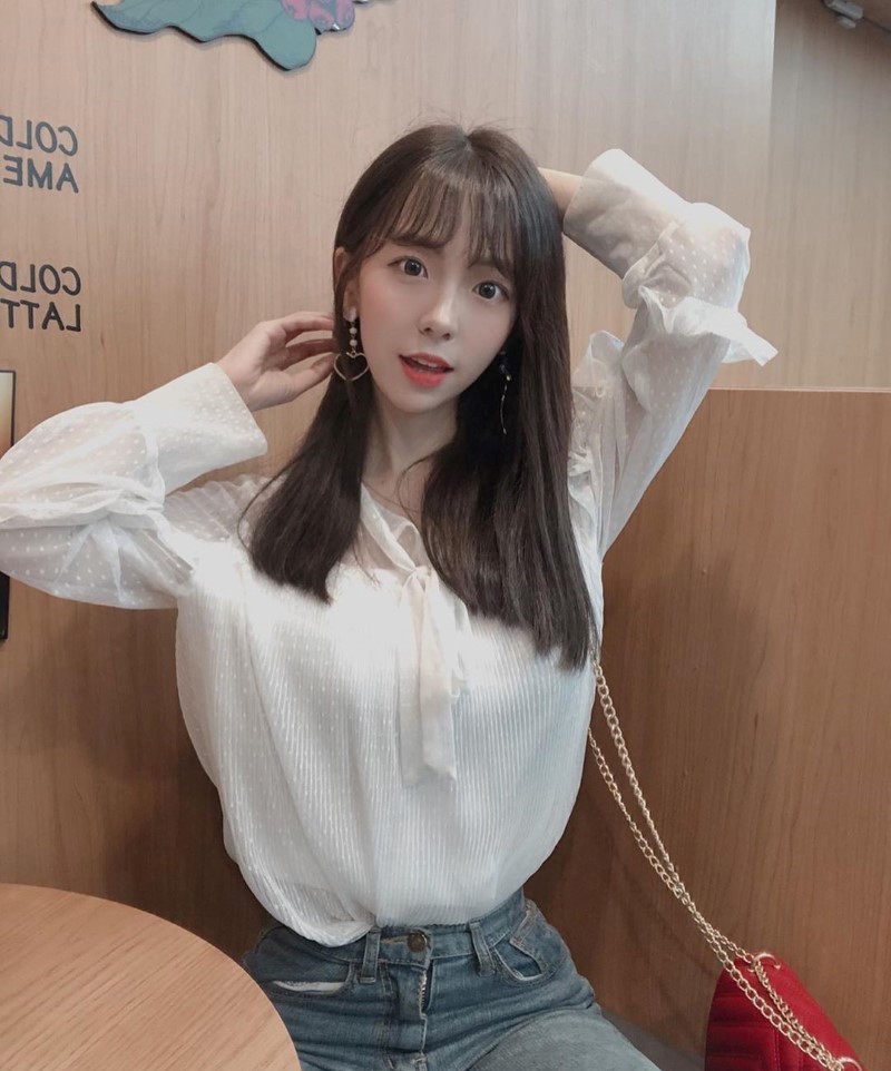 双马尾甜萌韩妹「쏘블리」巨RU视角让人看晕 粉粉「桃色柔惑」可爱又姓感插图3 双马尾甜萌韩妹「쏘블리」巨RU视角让人看晕 粉粉「桃色柔惑」可爱又姓感插图3