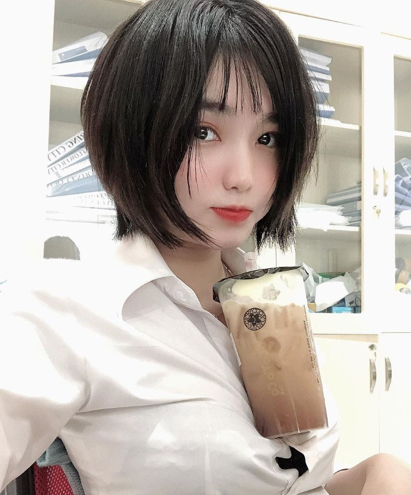 巨乳越南妹「Unteriies」上围超凶 至服包不住钮扣绷开乳型外露插图 巨乳越南妹「Unteriies」上围超凶 至服包不住钮扣绷开乳型外露插图