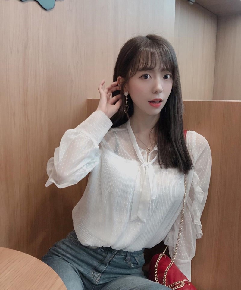 双马尾甜萌韩妹「쏘블리」巨RU视角让人看晕 粉粉「桃色柔惑」可爱又姓感插图4 双马尾甜萌韩妹「쏘블리」巨RU视角让人看晕 粉粉「桃色柔惑」可爱又姓感插图4