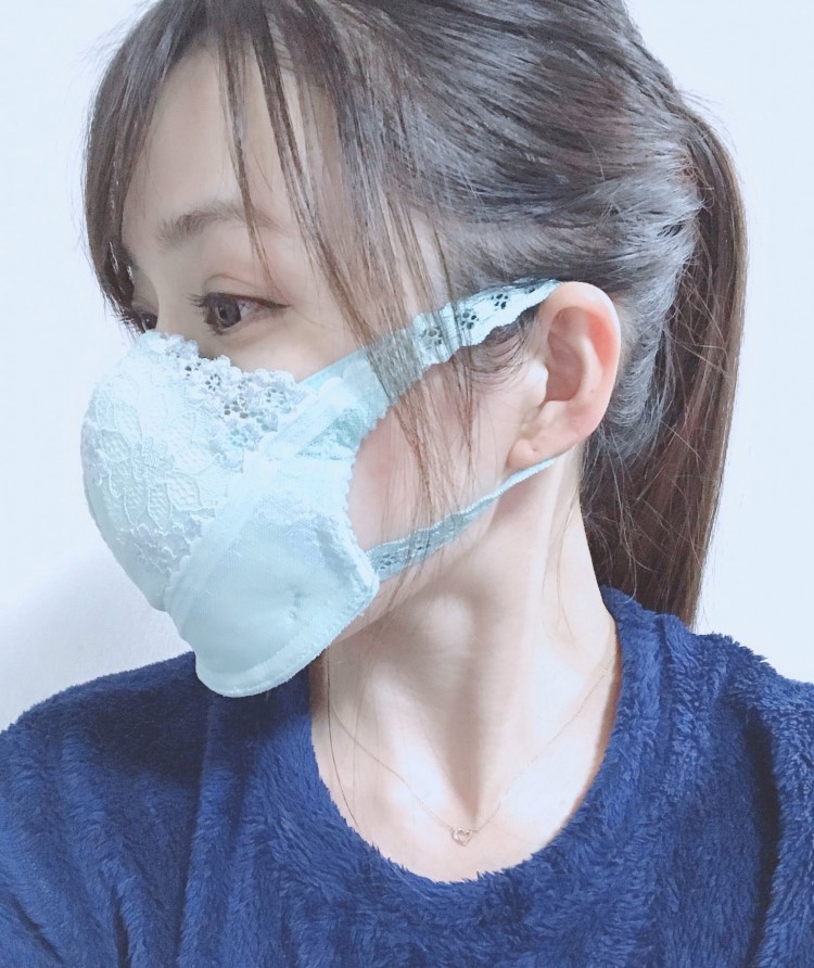 日本Show girl「奶罩当口罩」超强手作引起话题 要多大罩杯才够用?插图6 日本Show girl「奶罩当口罩」超强手作引起话题 要多大罩杯才够用?插图6