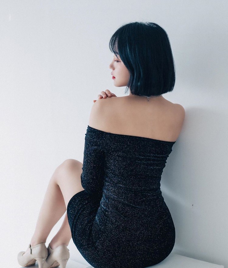 这个臀!童颜小犹物「Rumi」清新颜值无害,大展极致曲线让男人立马受不了!插图2 这个臀!童颜小犹物「Rumi」清新颜值无害,大展极致曲线让男人立马受不了!插图2