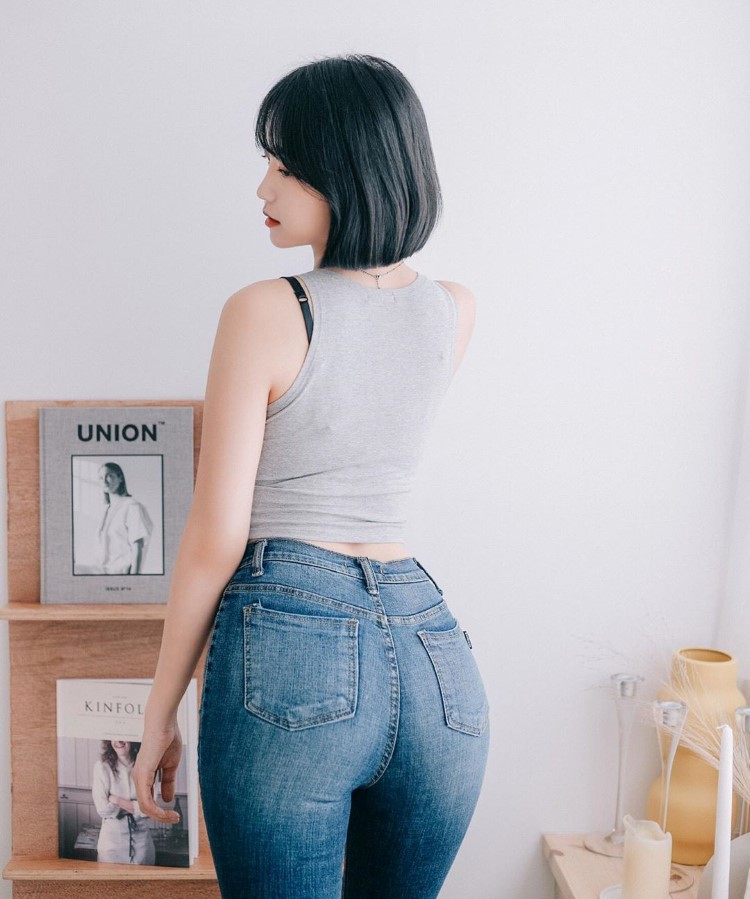 这个臀!童颜小犹物「Rumi」清新颜值无害,大展极致曲线让男人立马受不了!插图5 这个臀!童颜小犹物「Rumi」清新颜值无害,大展极致曲线让男人立马受不了!插图5