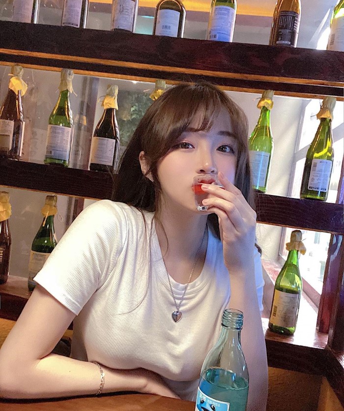 行走的发电机!IG疯传「气质正妹」超甜女友力电晕一票网友…插图2 行走的发电机!IG疯传「气质正妹」超甜女友力电晕一票网友…插图2